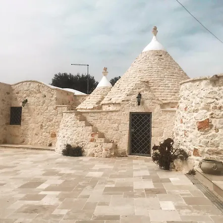 Trulli Bella 'mbriana * Остуни